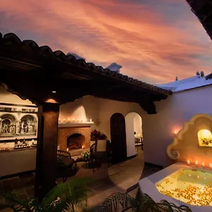 Hotel Mil Flores
